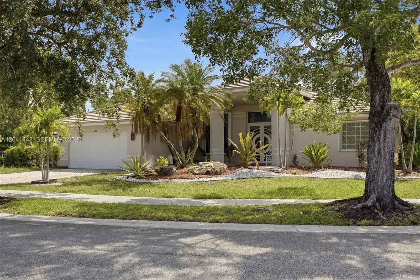 241 Fairmont Way, Weston FL 33326 photo 2