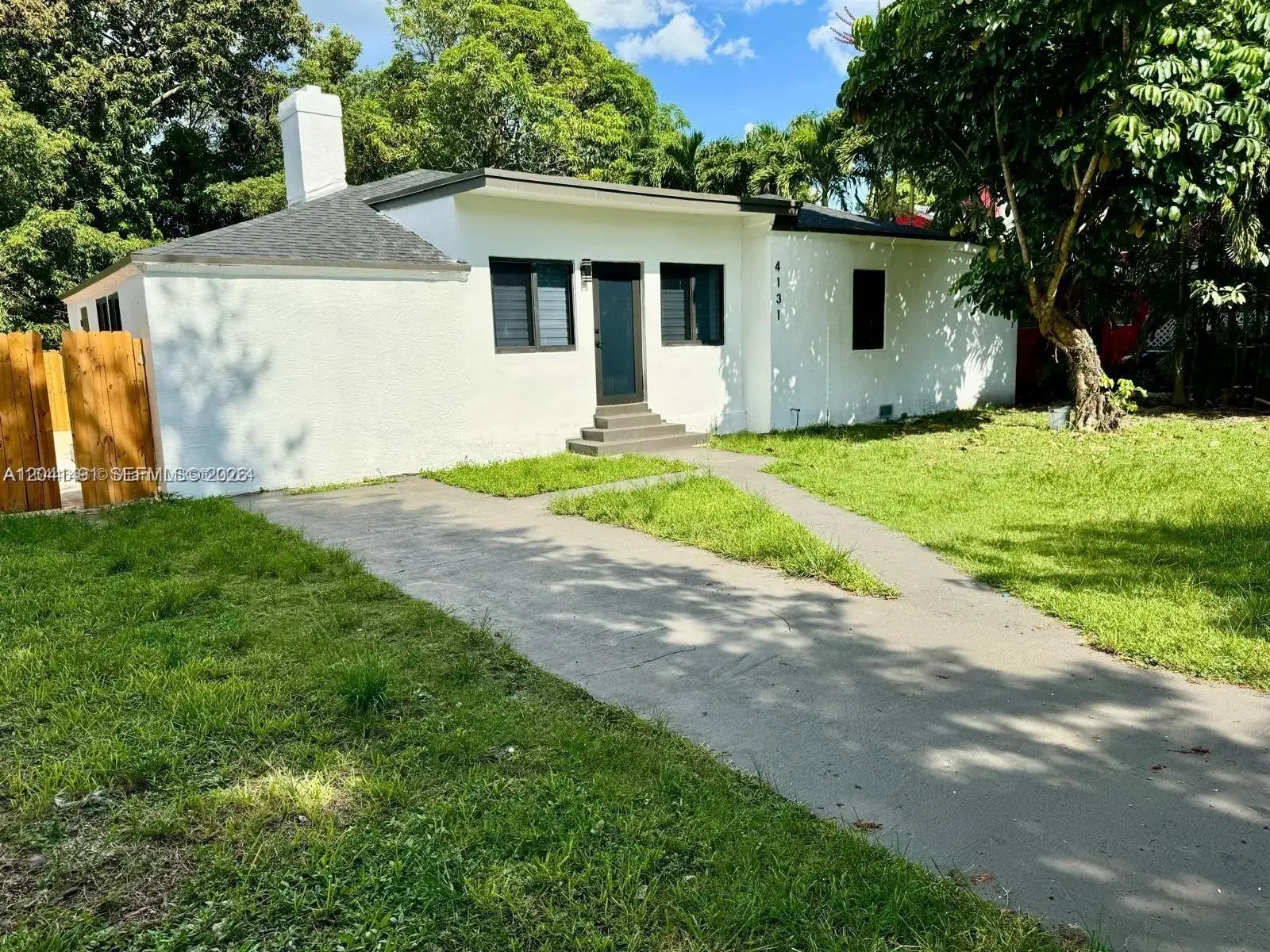 4131 NW 11th Pl, Miami FL 33127 photo 3