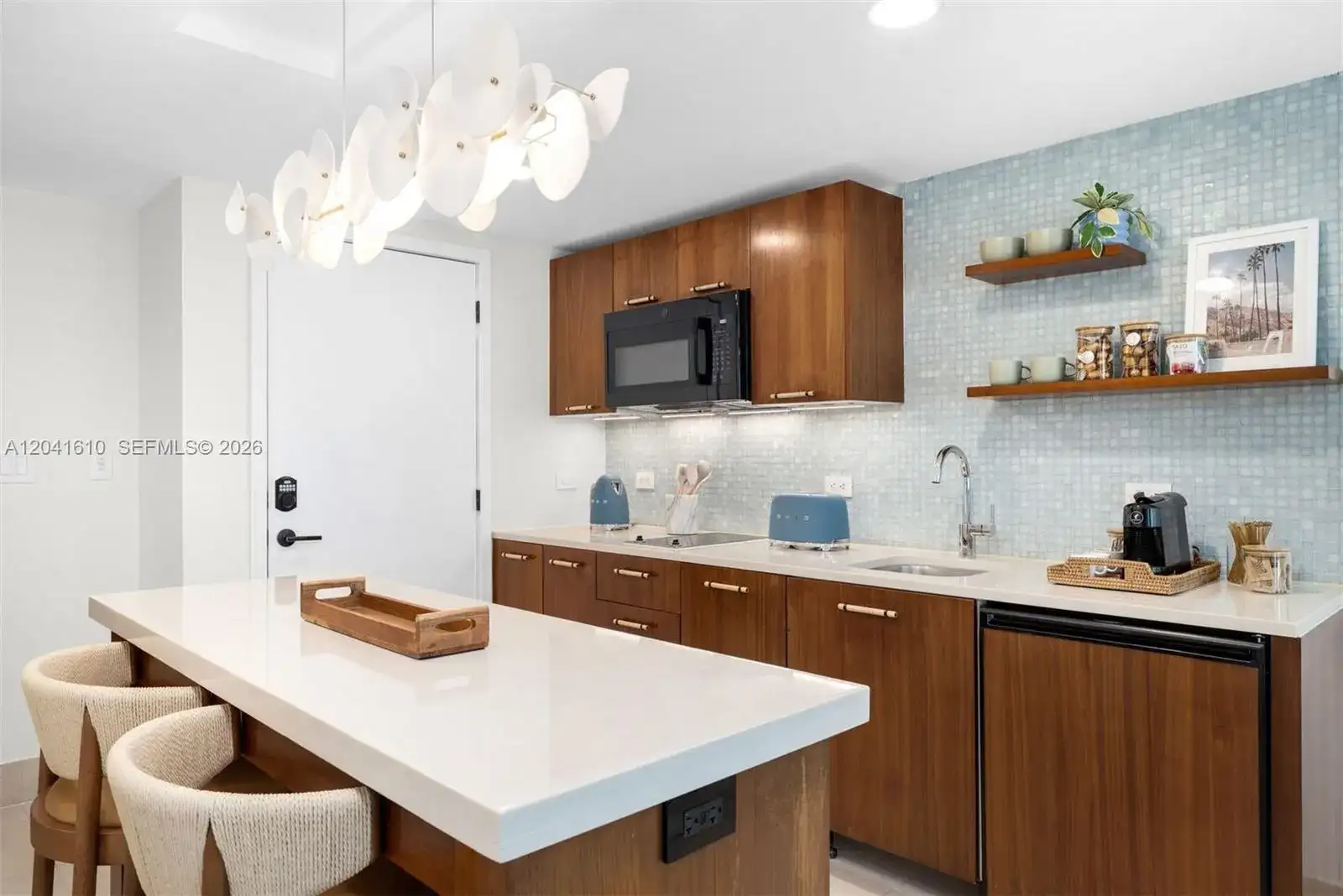 6801 Collins Ave # 606, Miami Beach FL 33141 photo 3