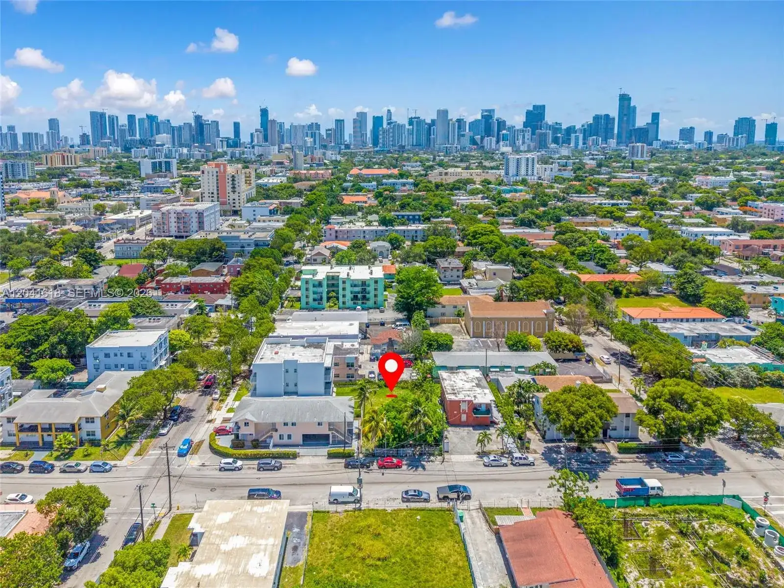 219 SW 16th Ave, Miami FL 33135 photo 4