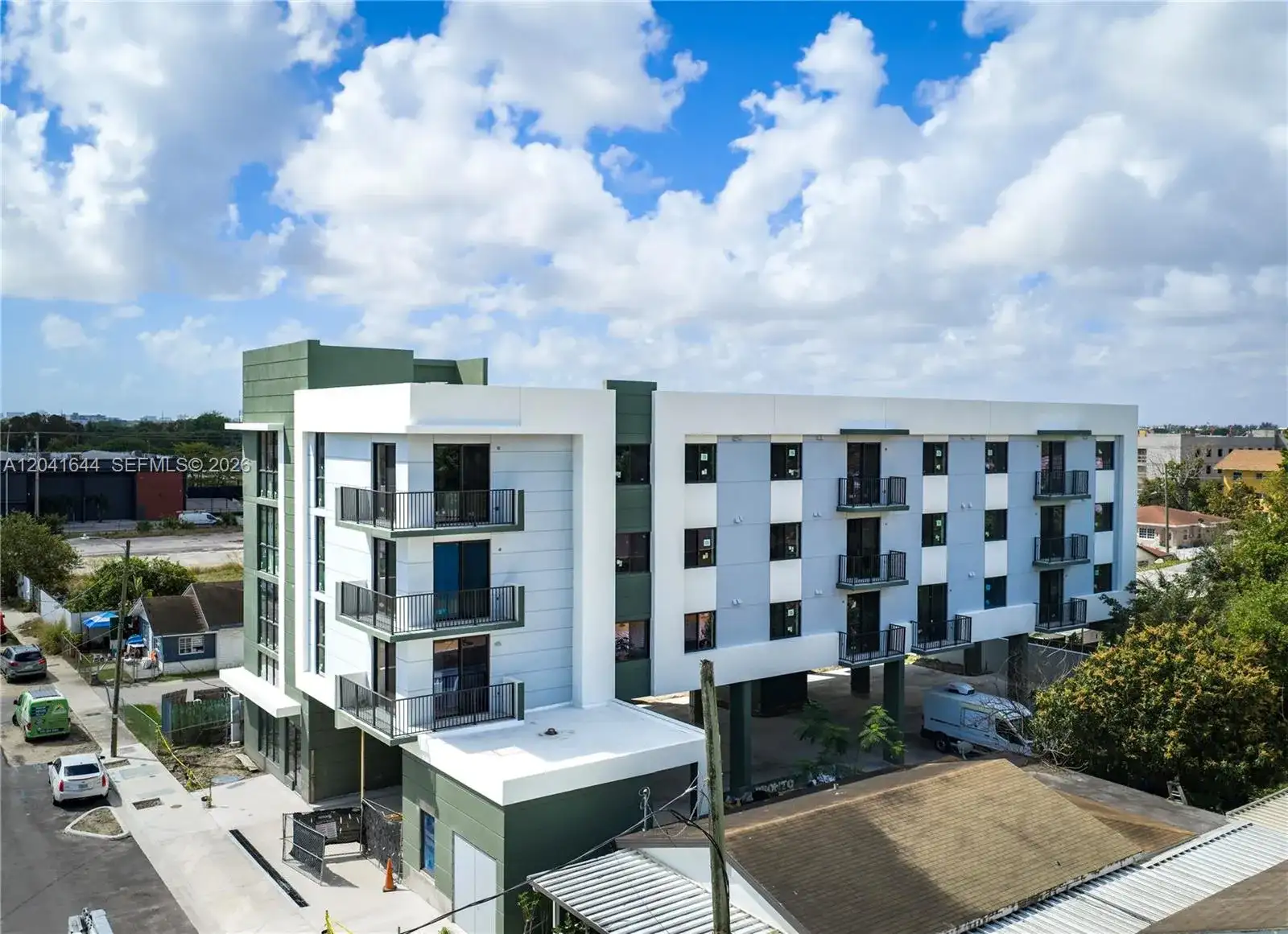 37XX NW 23 Ave # 16, Miami FL 33142 photo 2