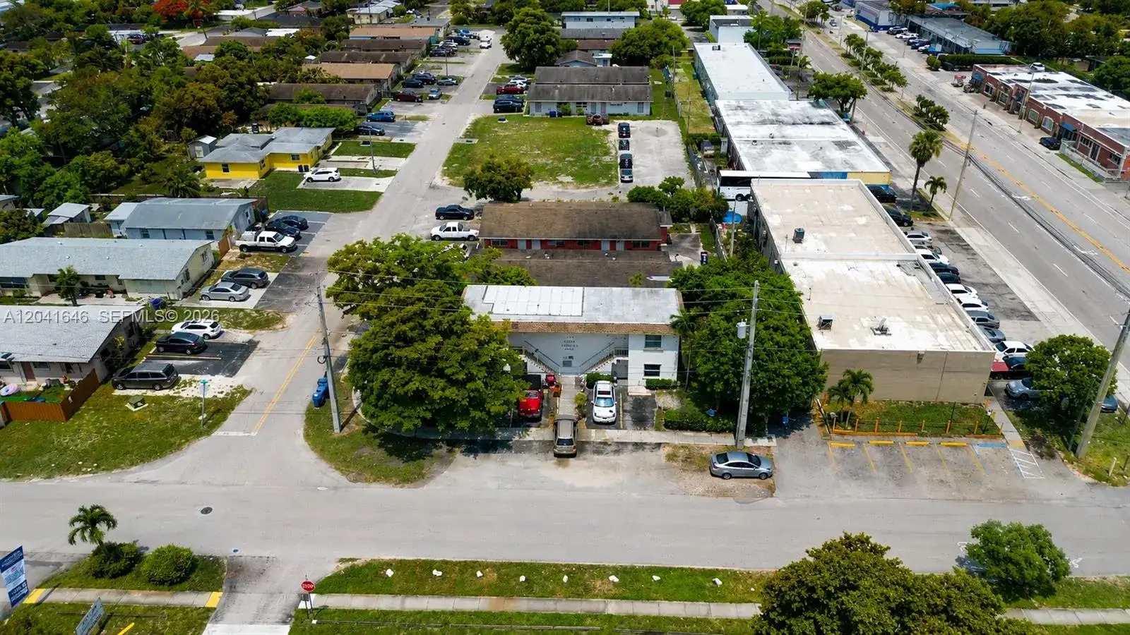 1275 SW 36th Ave, Fort Lauderdale FL 33312 photo 4