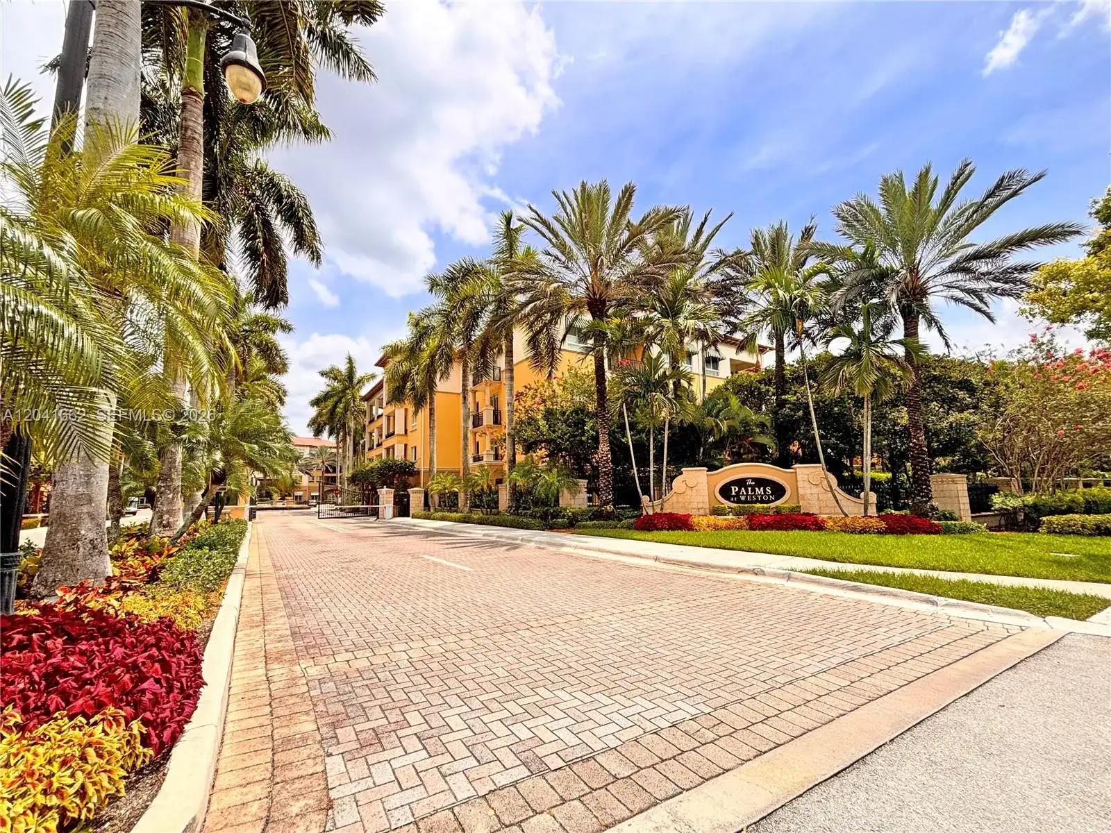 16101 Emerald Estates Dr # 155, Weston FL 33331 photo 4