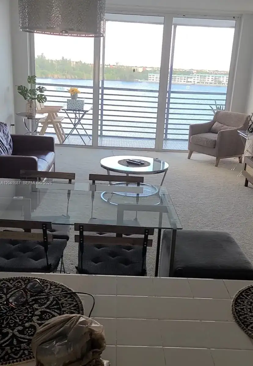 1075 NE Miami Gardens Dr # 708, Miami FL 33179 photo 2
