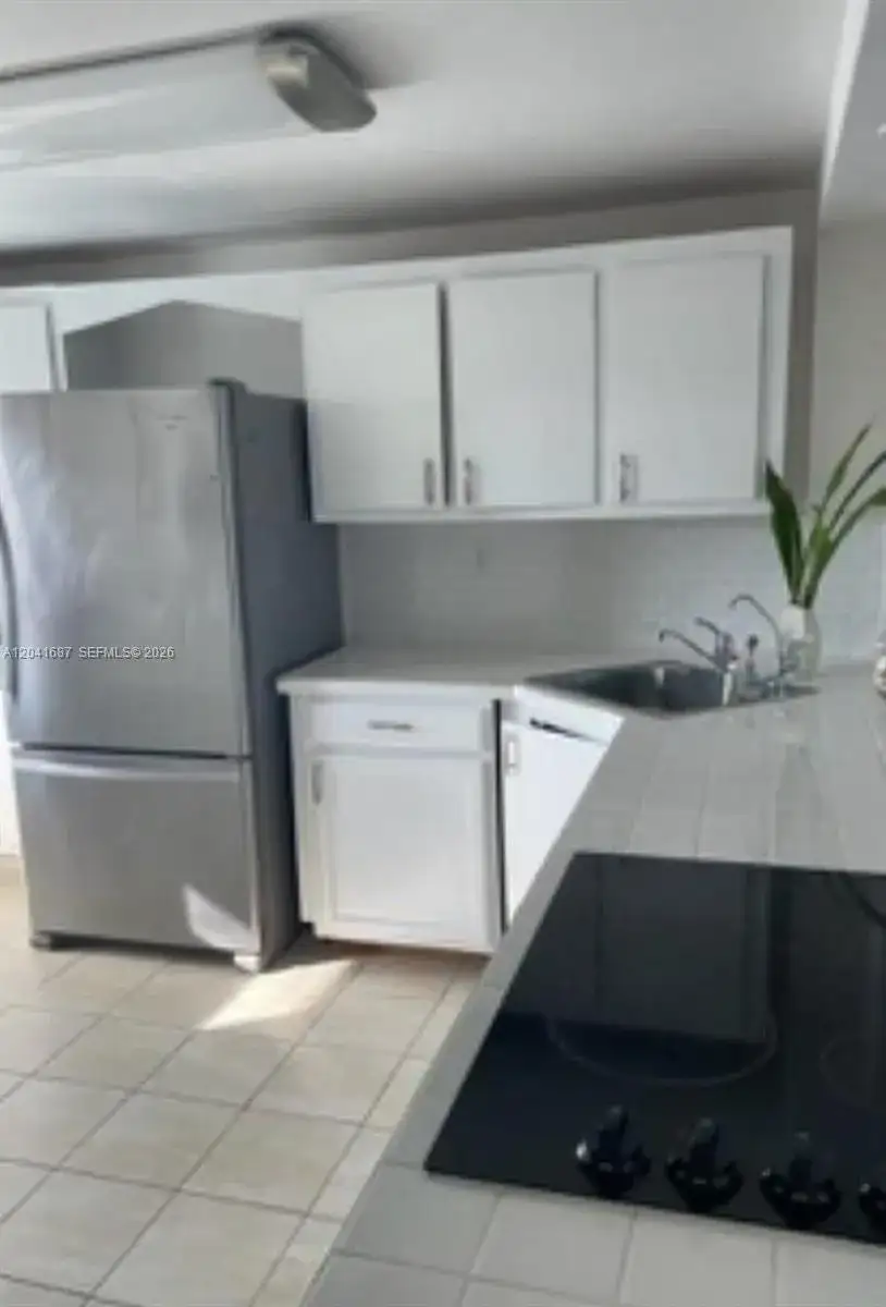 1075 NE Miami Gardens Dr # 708, Miami FL 33179 photo 5