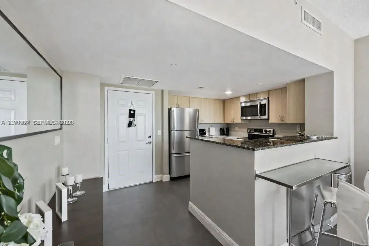 3000 CORAL WAY # 416, Miami FL 33145 photo 5