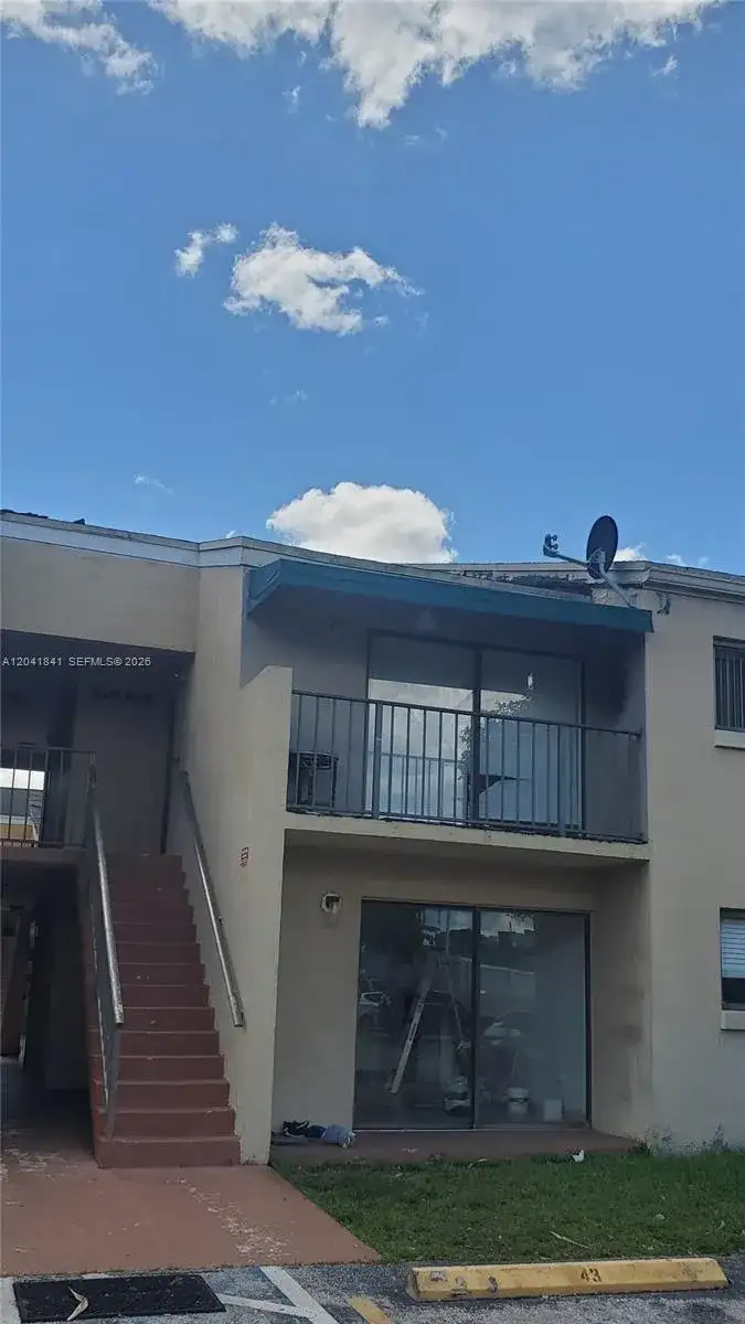 7405 SW 152nd Ave # 3, Miami FL 33193 photo 2