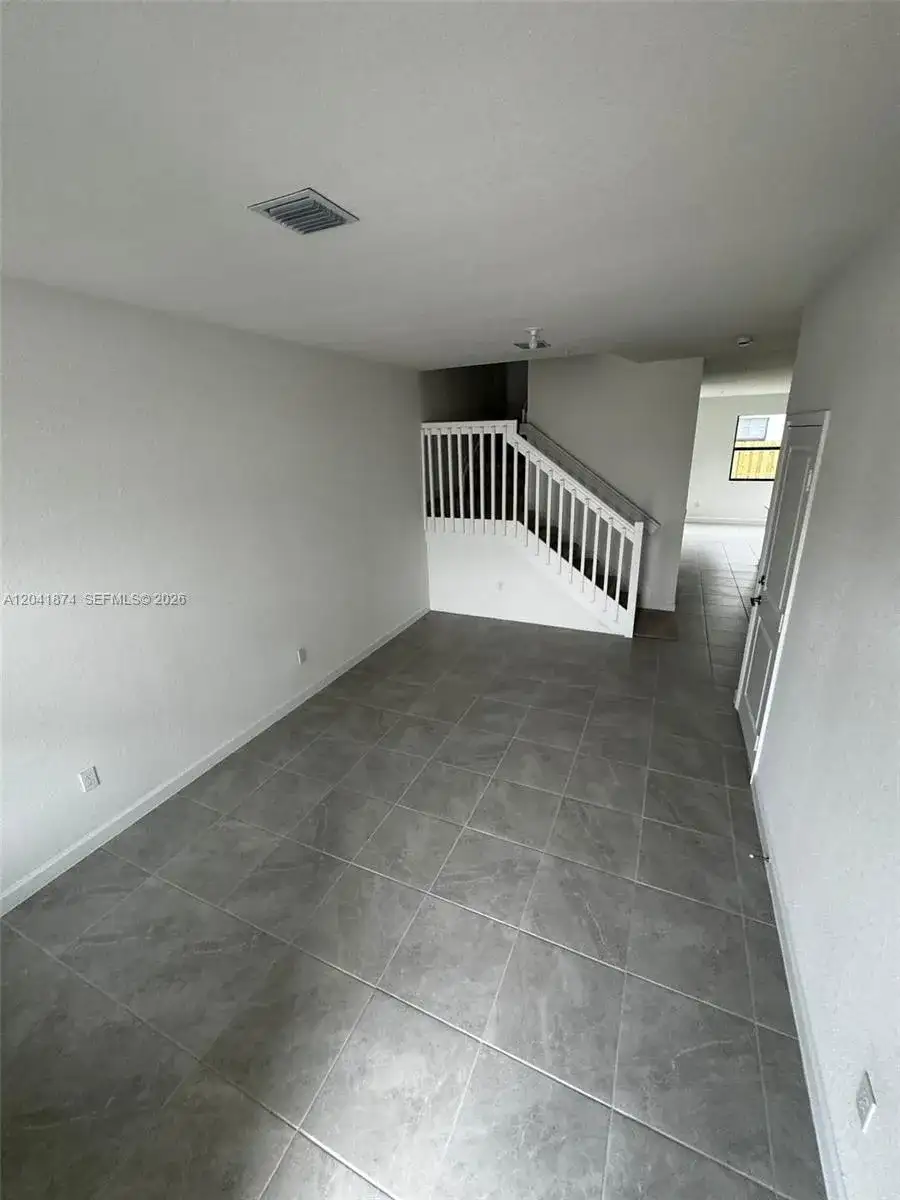 285 SW 159th Ln # 0, Pembroke Pines FL 33027 photo 4