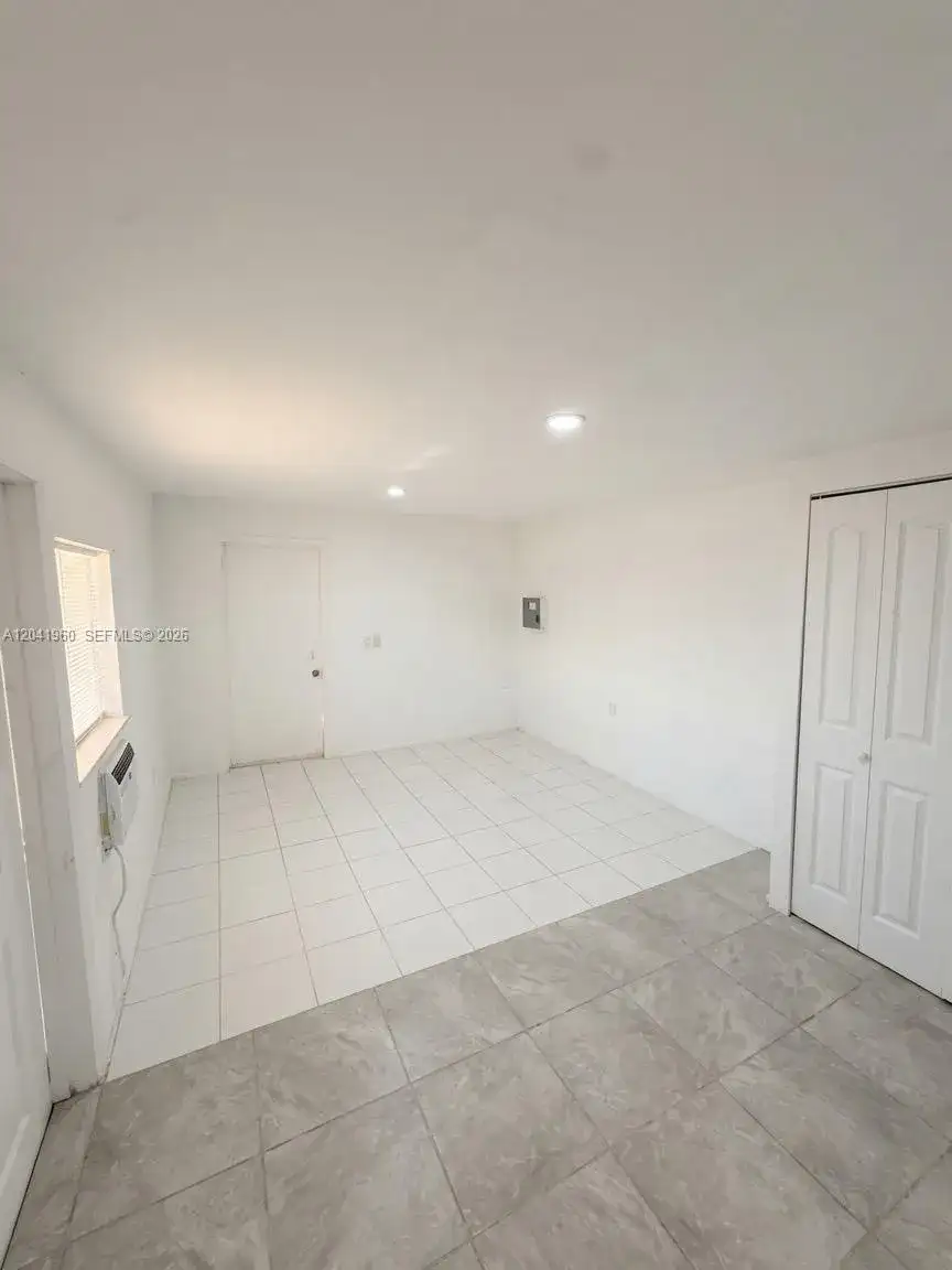 1340 Peri St # U, Opa-Locka FL 33054 photo 3