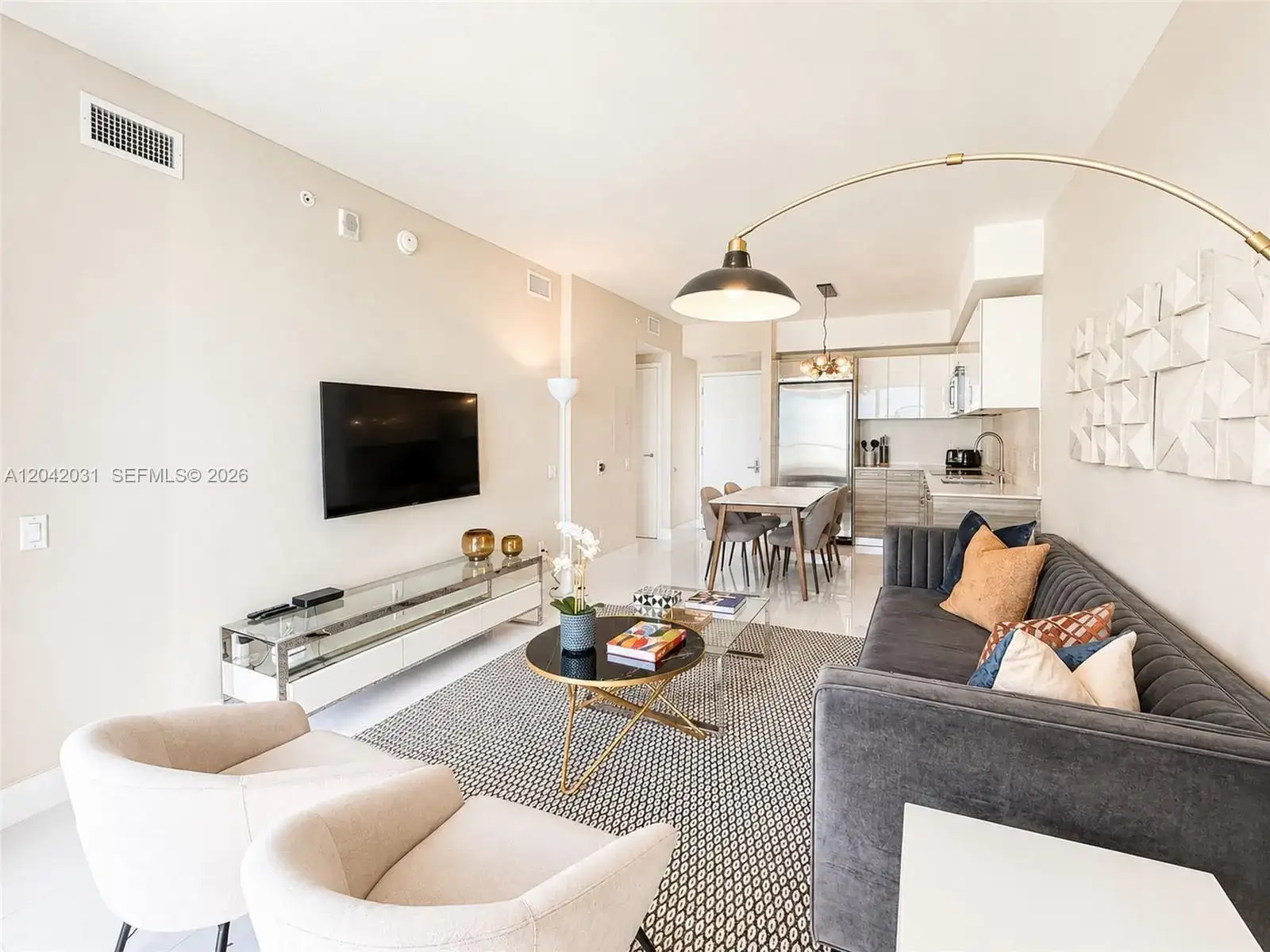 1300 Brickell Bay Dr # 2307, Miami FL 33131 photo 5