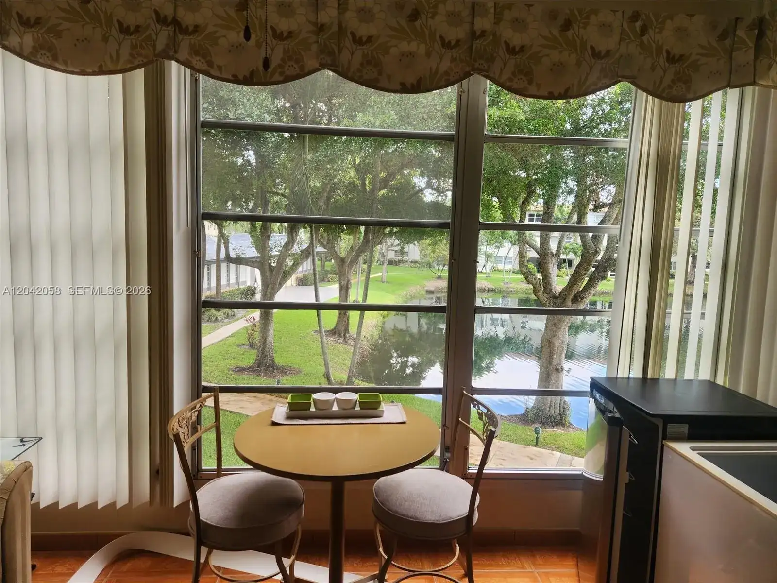 5001 NW 34th St # 205, Lauderdale Lakes FL 33319 photo 4
