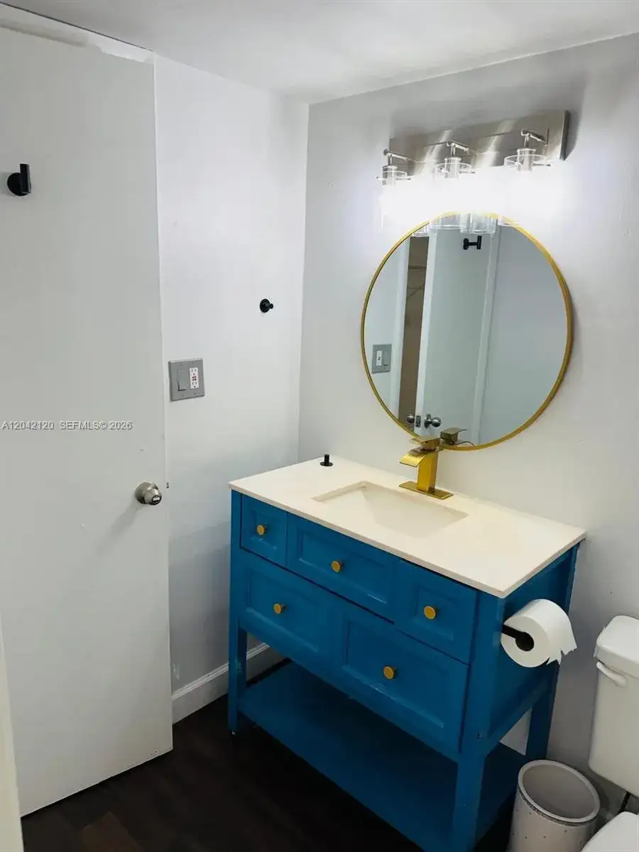 1200 NE Miami Gardens Dr # 218W, Miami FL 33179 photo 3