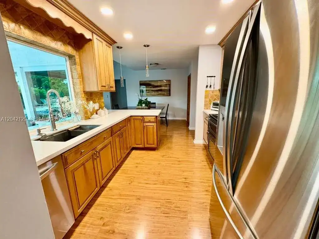 1903 NW 79th Ave, Margate FL 33063 photo 3
