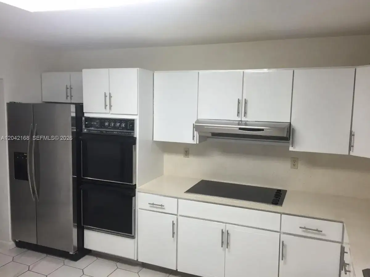 1617 NE 177th St, North Miami Beach FL 33162 photo 5