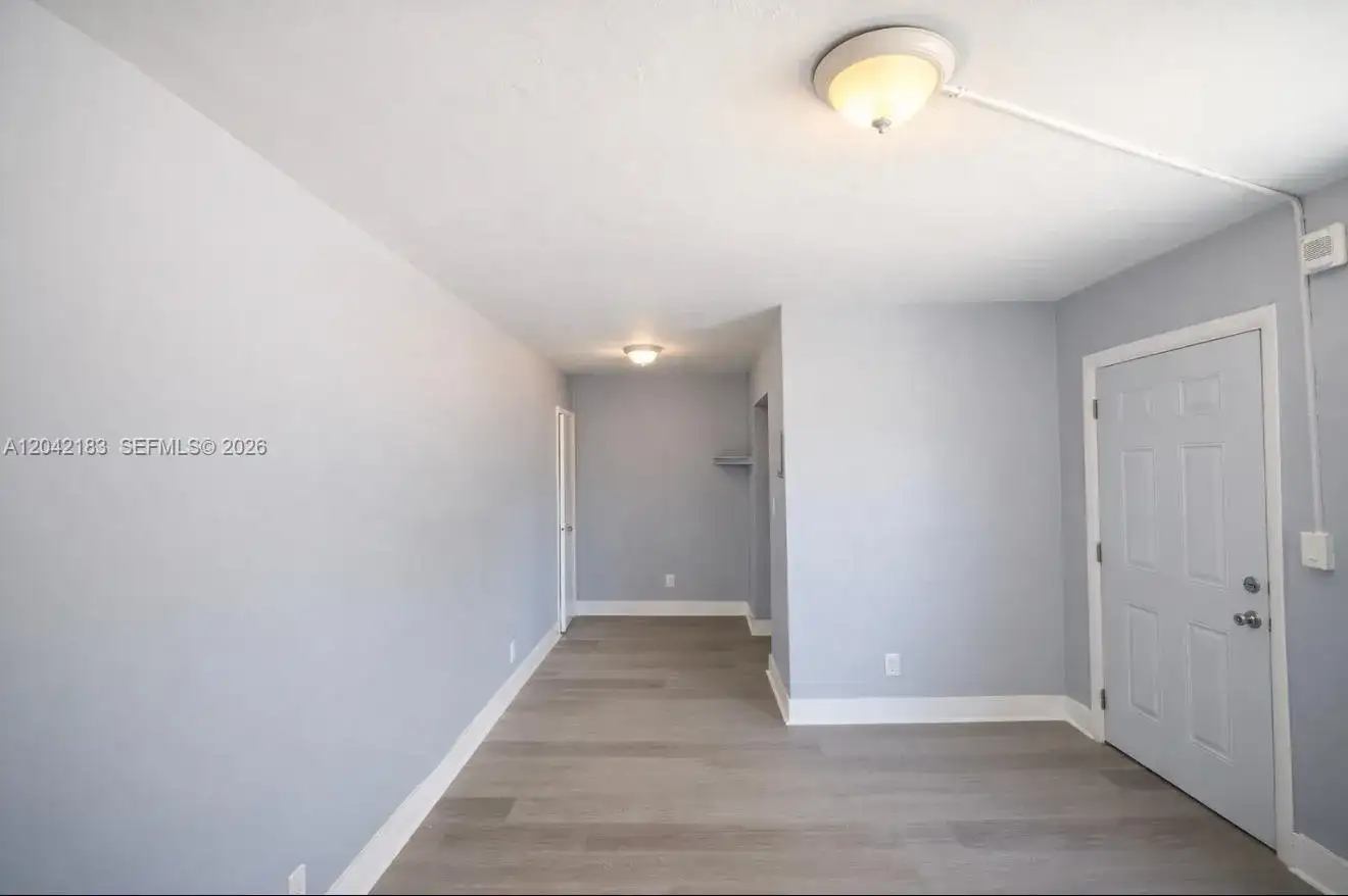 6080 W Flagler St # 6, Miami FL 33144 photo 4