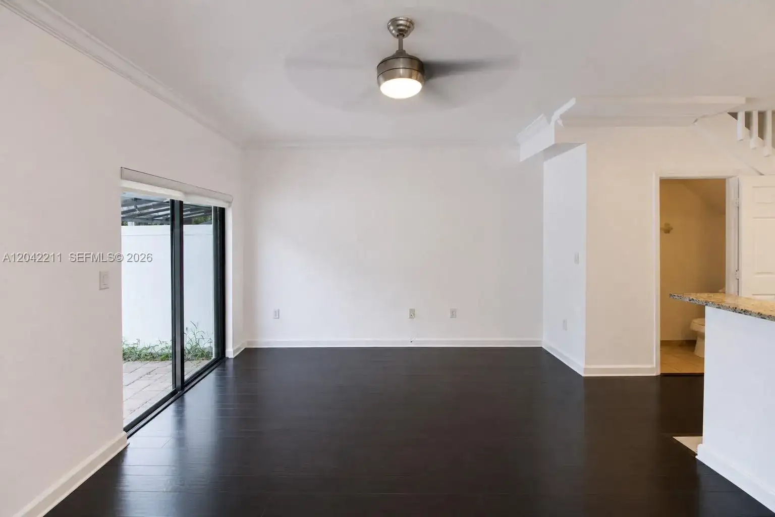 8954 W 35th Way, Hialeah FL 33018 photo 5