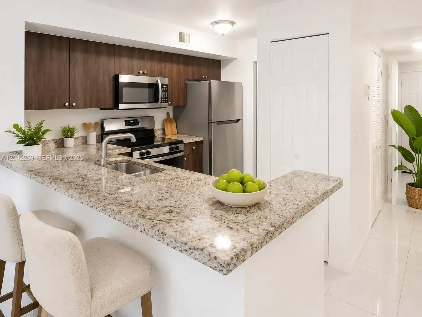 11177 SW 8th St # 208, Pembroke Pines FL 33025 photo 4