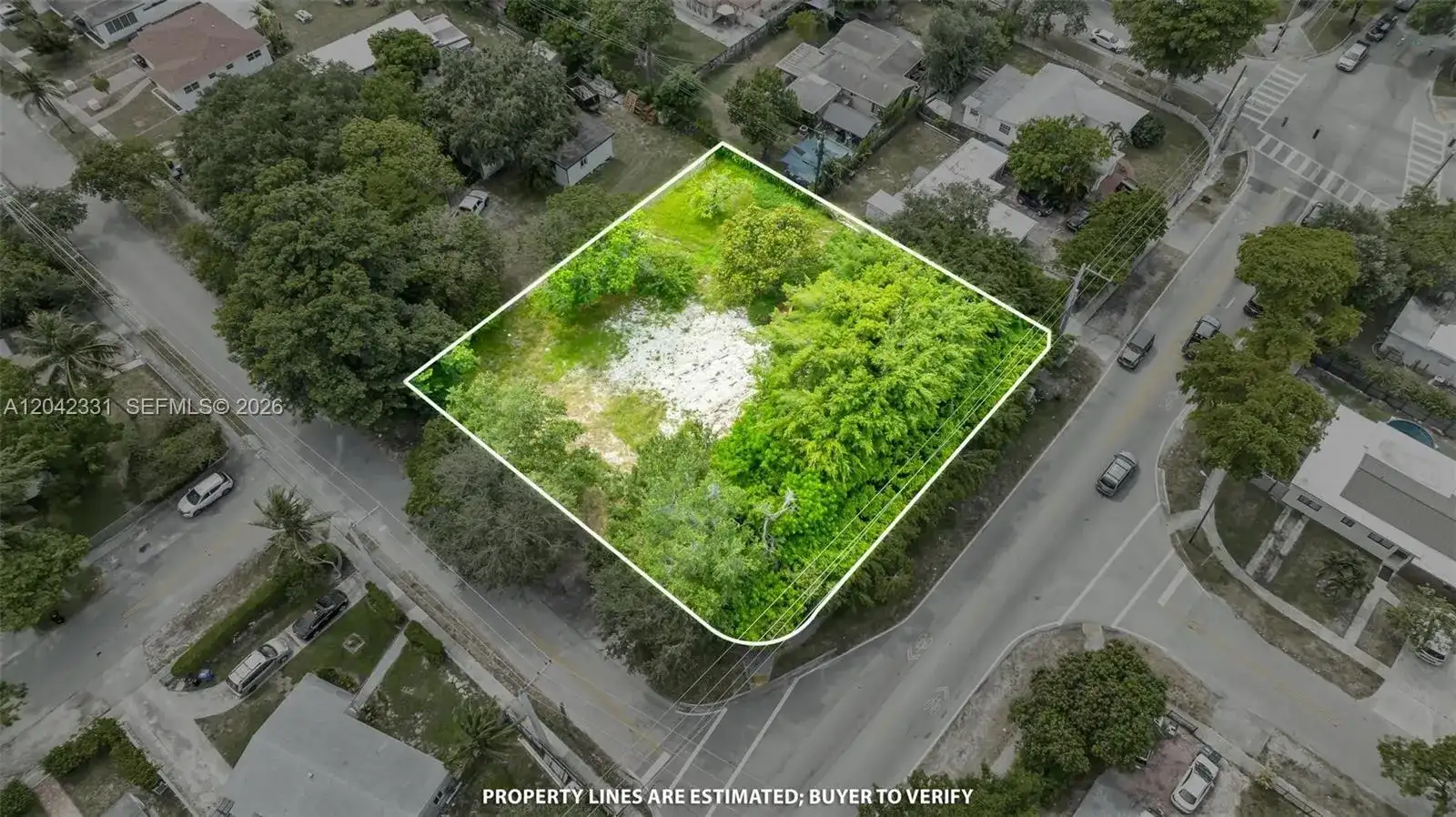 1585 NE 158th St, North Miami Beach FL 33162 photo 2