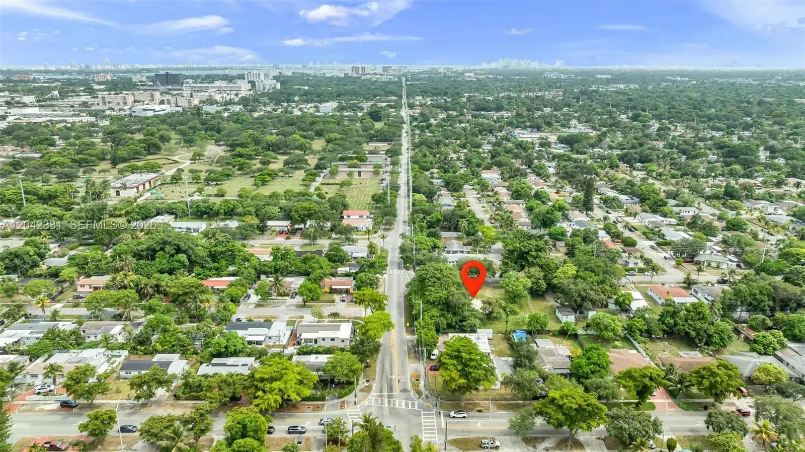 1585 NE 158th St, North Miami Beach FL 33162 photo 4