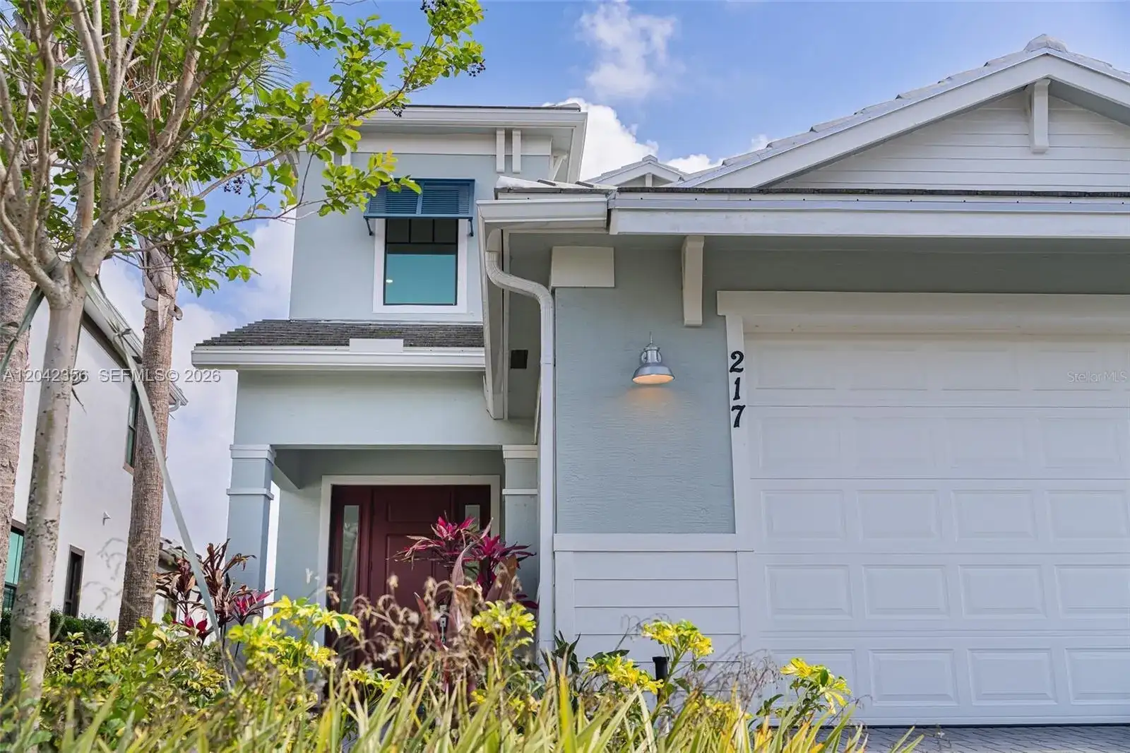 217 SE Fascino Cir, Port St. Lucie FL 34984 photo 2