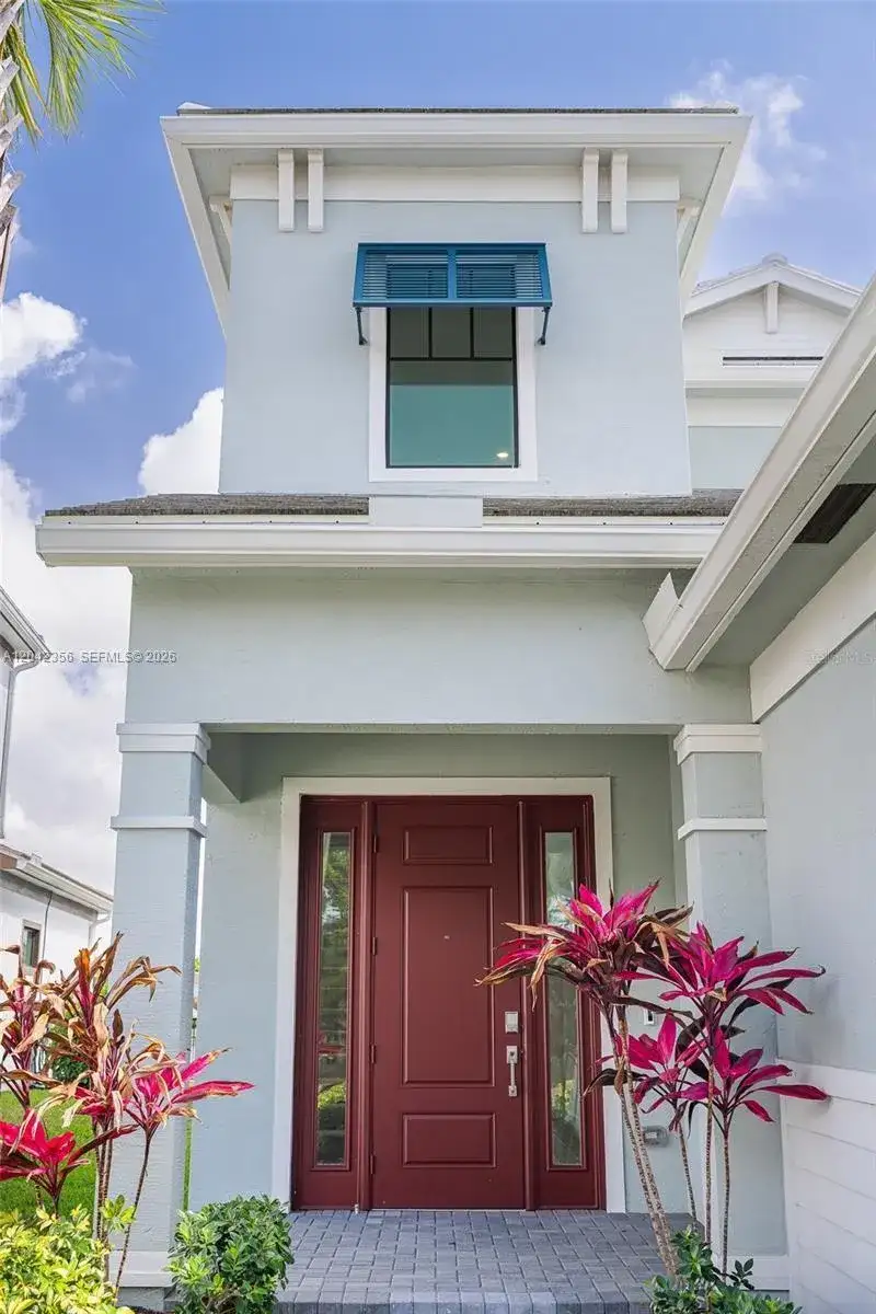 217 SE Fascino Cir, Port St. Lucie FL 34984 photo 4