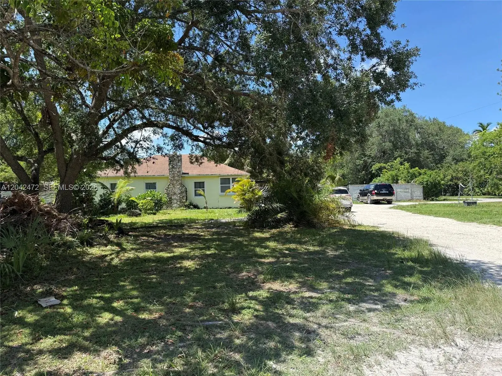15201 SW 272nd St, Homestead FL 33032 photo 2