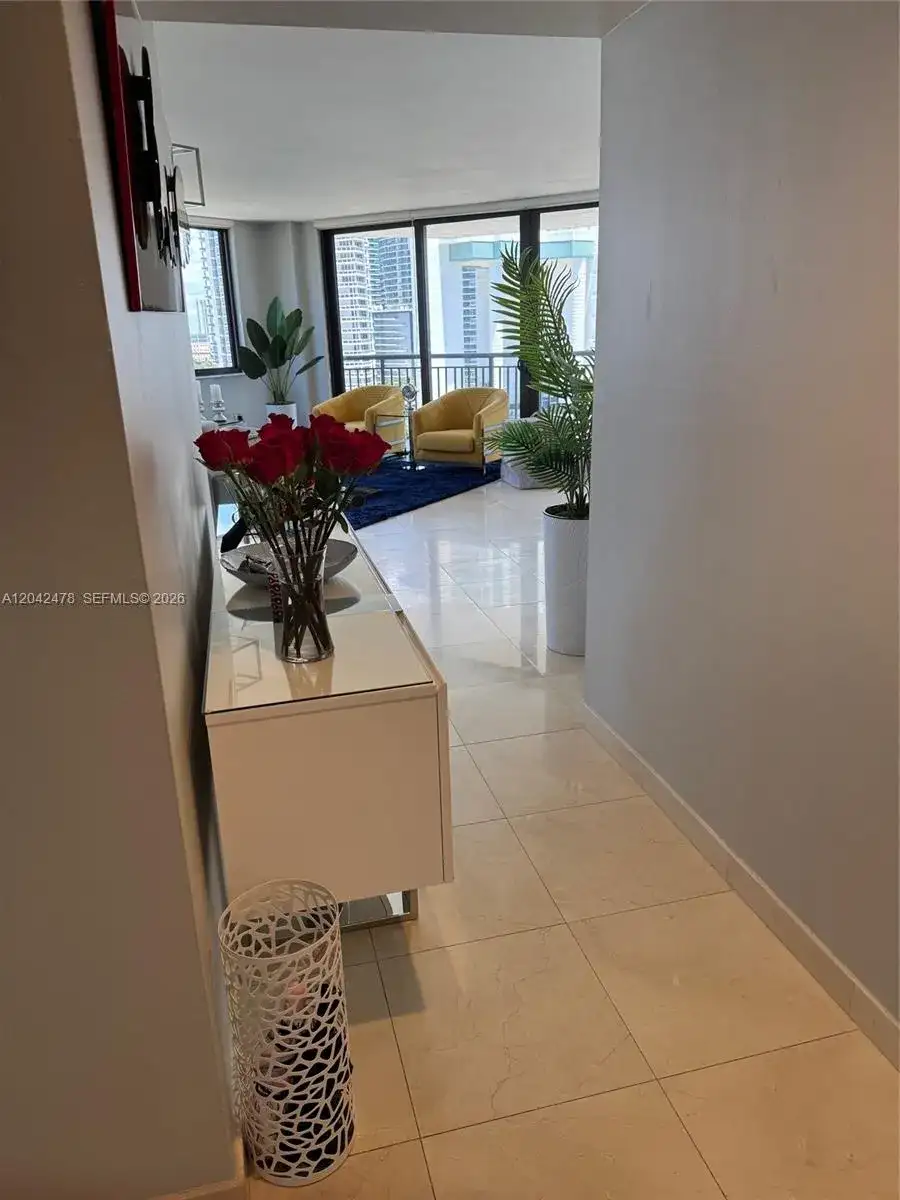540 Brickell Key Dr # 1513, Miami FL 33131 photo 5