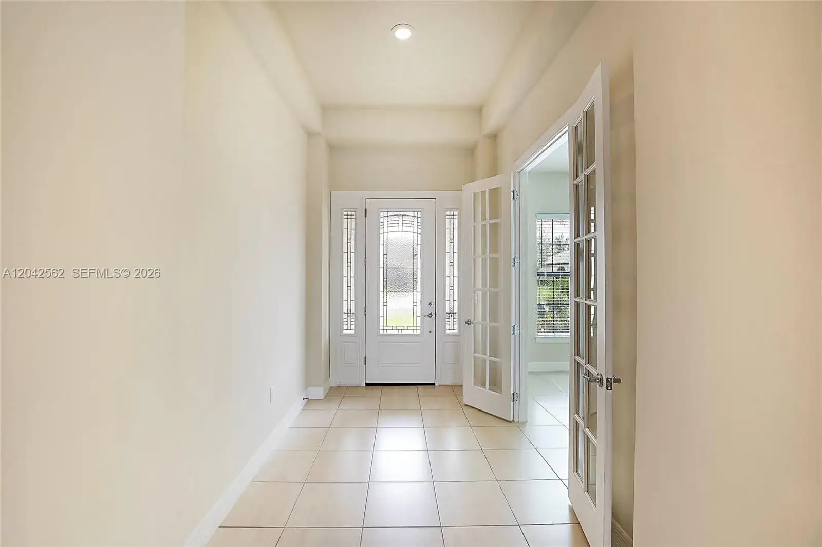 9117 Balsamo Dr, Palm Beach Gardens FL 33412 photo 4