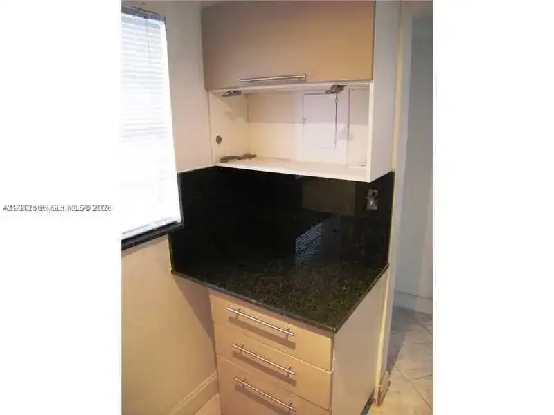 701 Euclid Ave # 403, Miami Beach FL 33139 photo 3