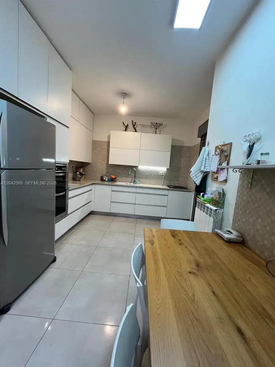 13 Bloch # 3, FL 9083800 photo 4