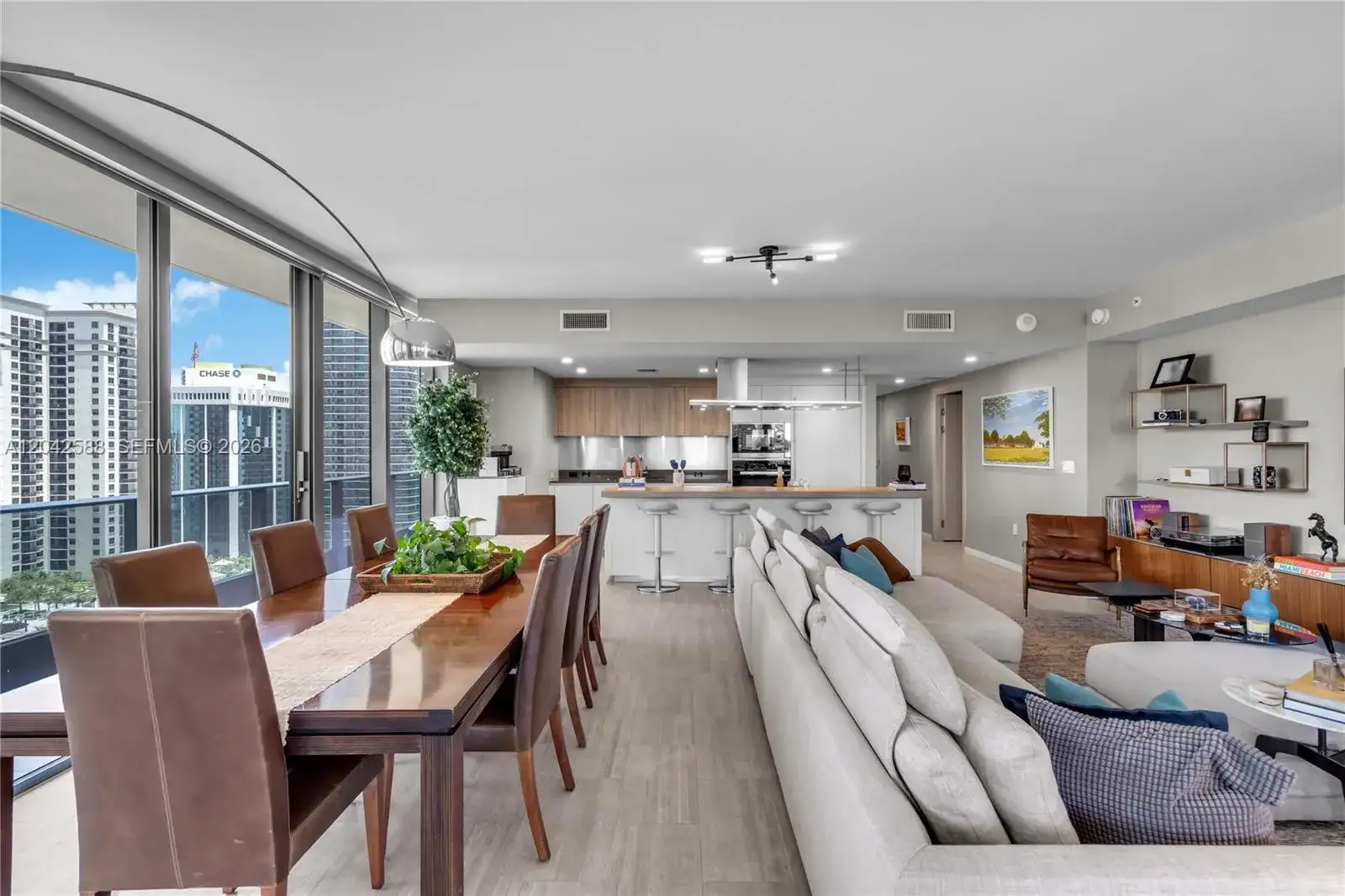 1000 Brickell Plz # 2402, Miami FL 33131 photo 3