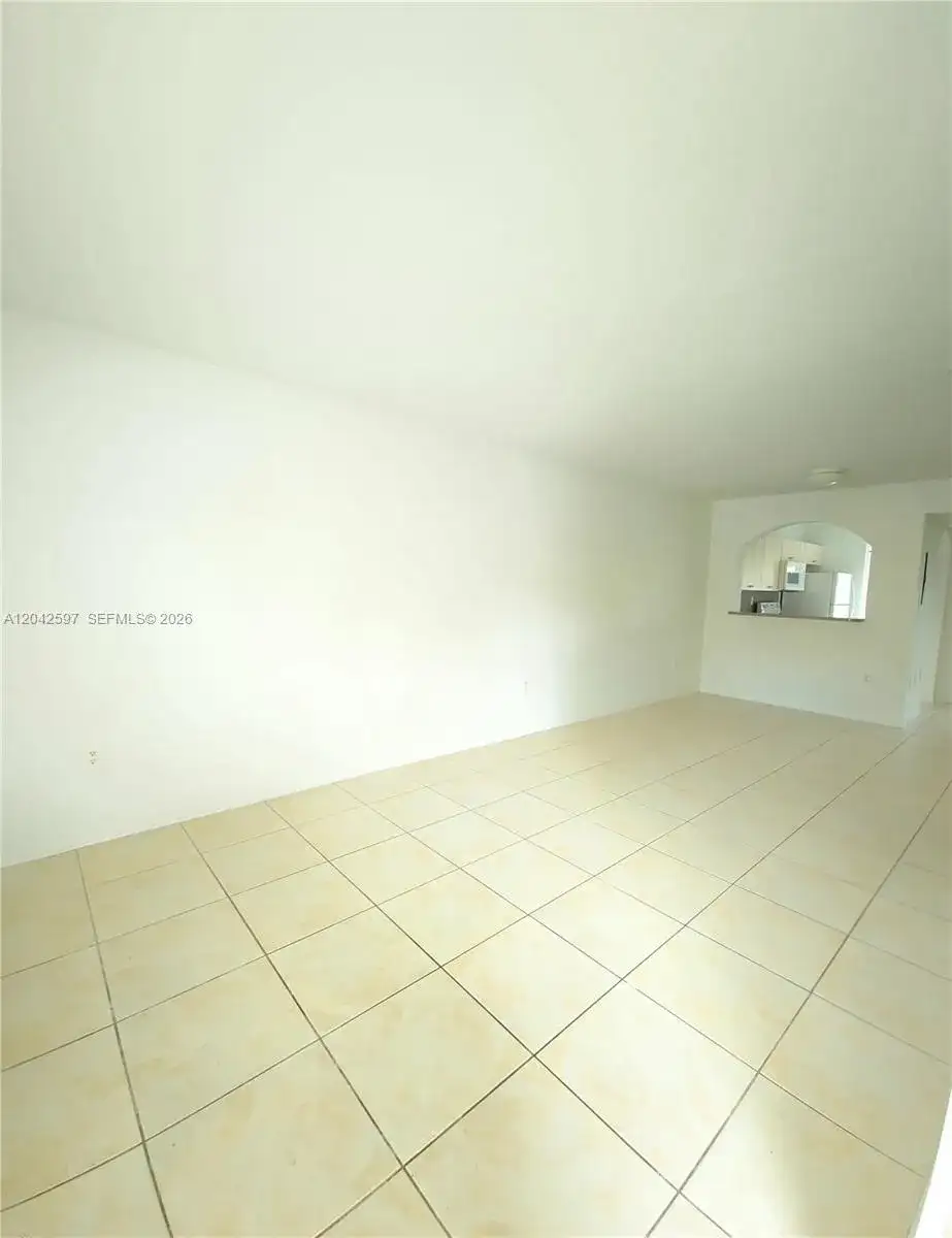 940 NE 33rd Ter # 102, Homestead FL 33033 photo 2