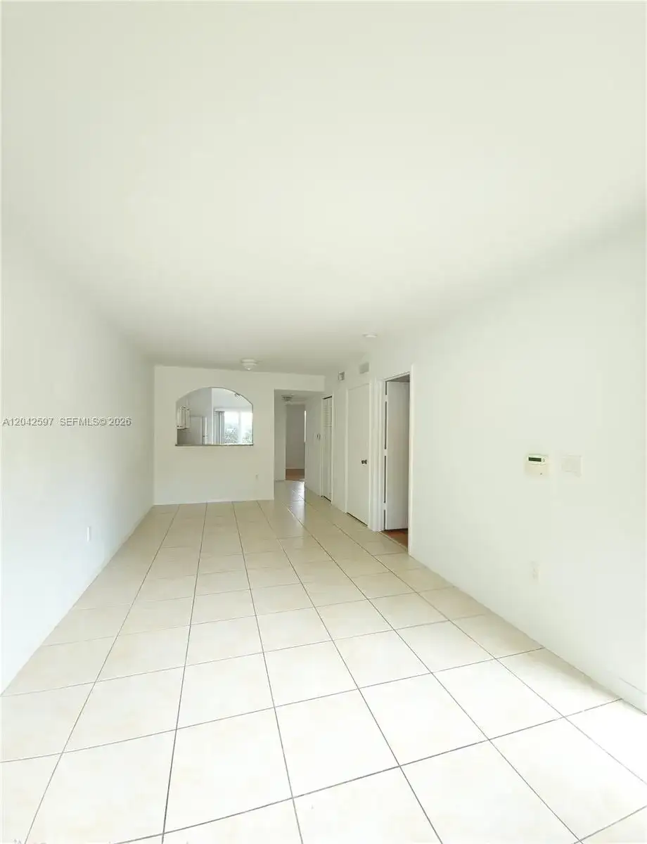 940 NE 33rd Ter # 102, Homestead FL 33033 photo 3