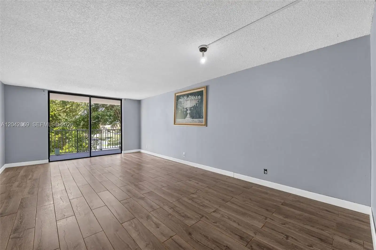 6190 Woodlands Blvd # 316, Tamarac FL 33319 photo 3