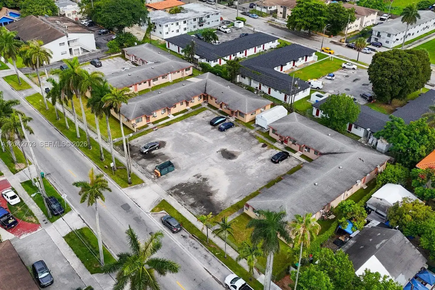 1915 NW 28th St, Miami FL 33142 photo 4