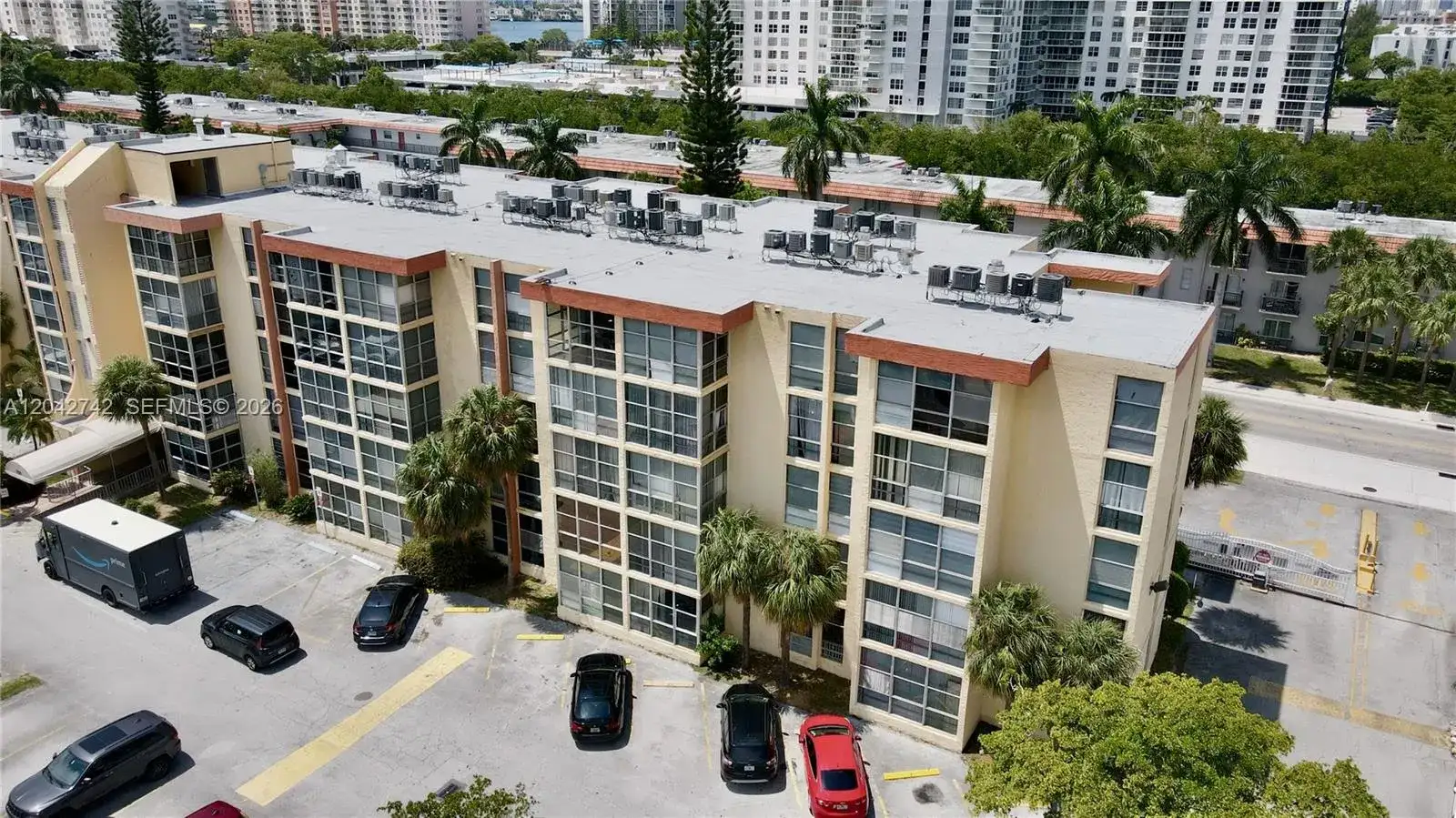 200 172nd St # 114, Sunny Isles Beach FL 33160 photo 3