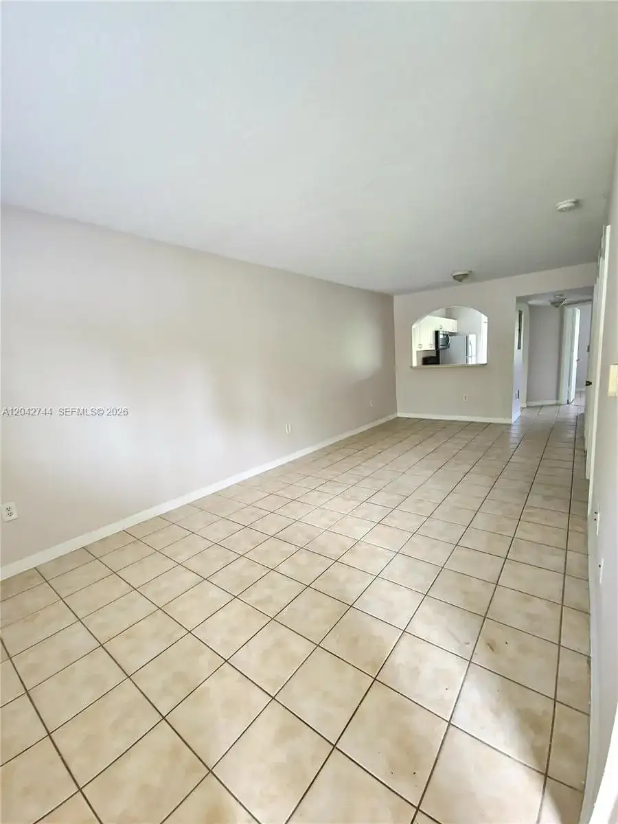 3398 NE 9th Dr # 102, Homestead FL 33033 photo 2