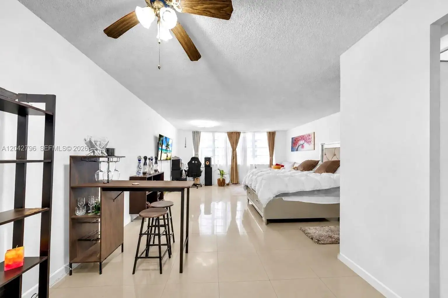 250 174th St, Sunny Isles Beach FL 33160 photo 2
