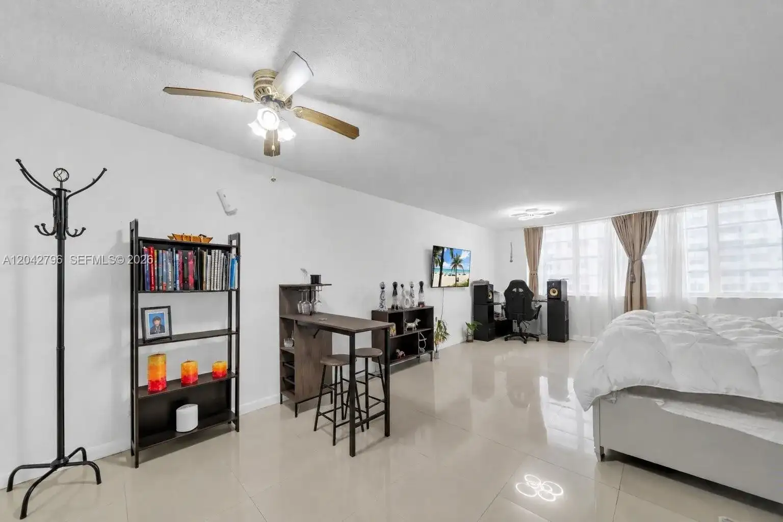 250 174th St, Sunny Isles Beach FL 33160 photo 4