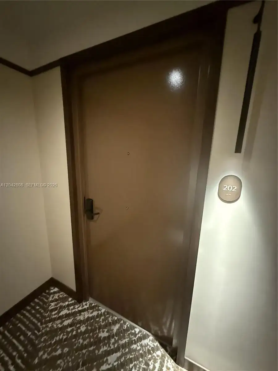 1611 SW 2nd Avenue # 202, Miami FL 33129 photo 2