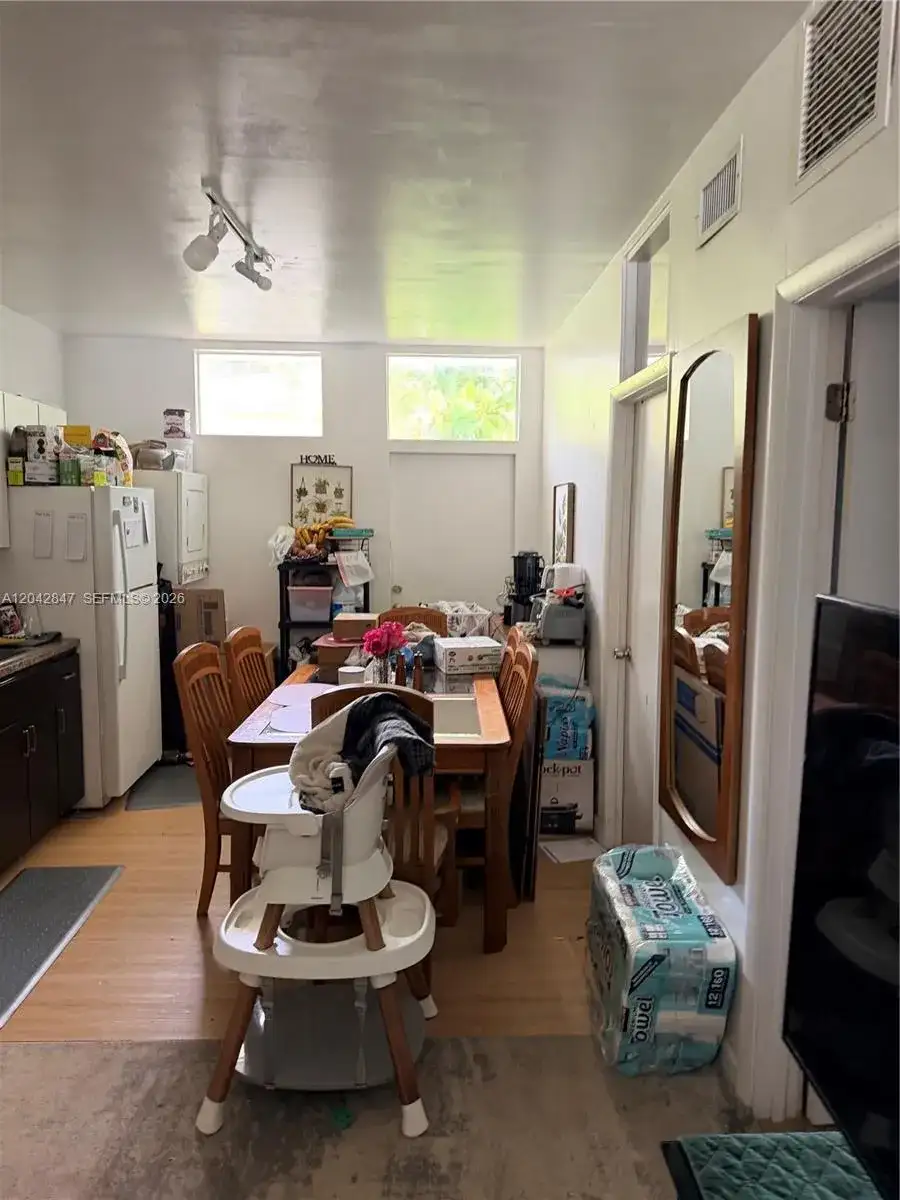428 NW 82nd Ter # 426, Miami FL 33150 photo 2