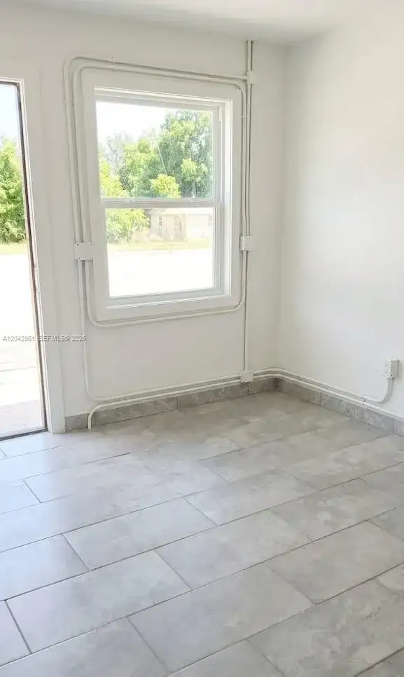 240 SW 6th St # 1, Belle Glade FL 33430 photo 3