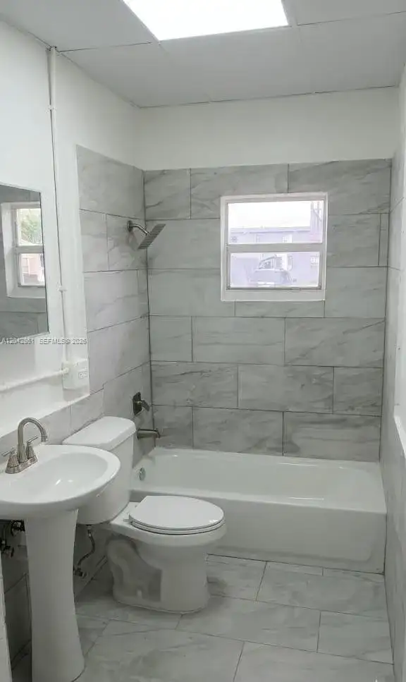 240 SW 6th St # 1, Belle Glade FL 33430 photo 4