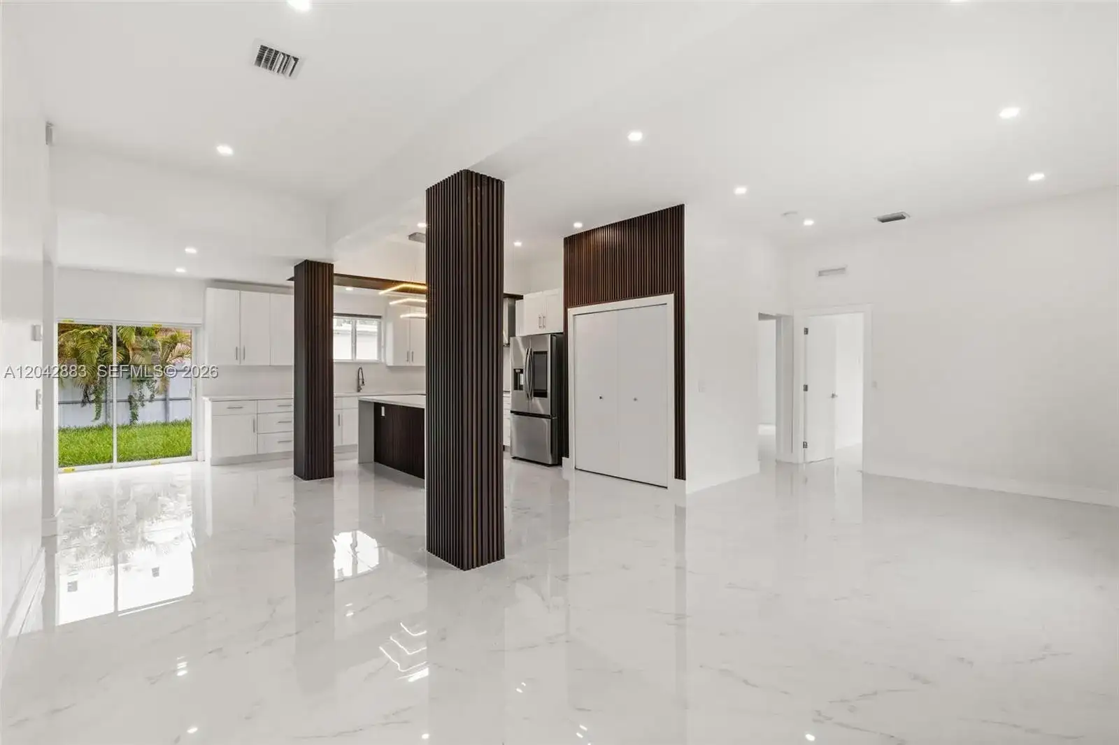 14801 NW 5th Ave, Miami FL 33168 photo 3