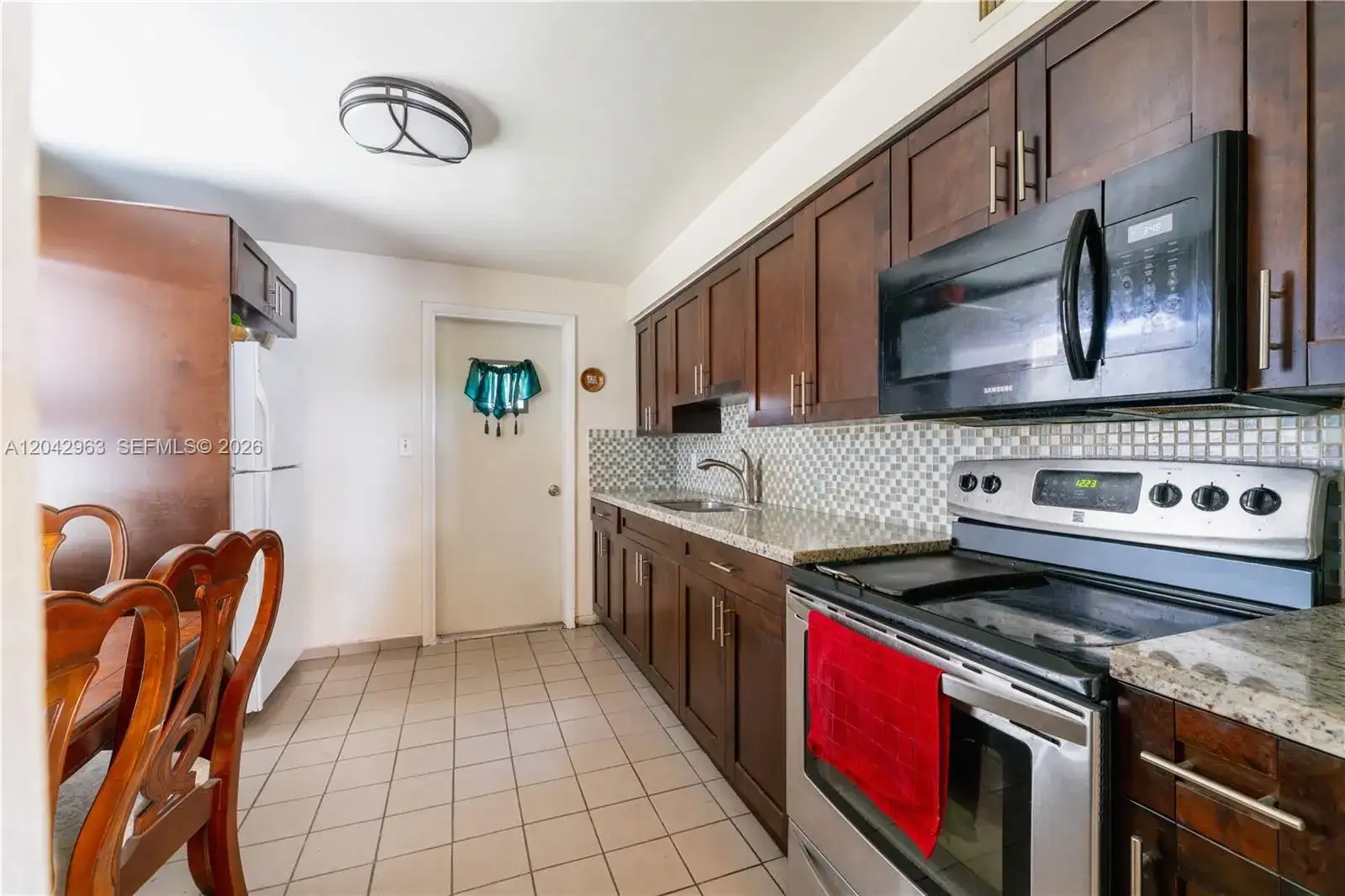 9265 SW 38th St, Miami FL 33165 photo 3