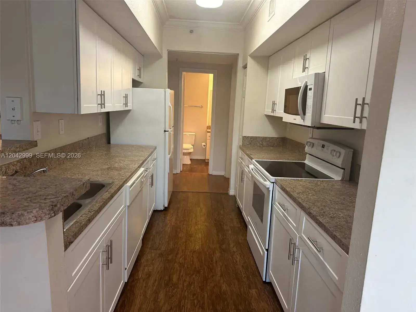 11600 SW 2nd St # 18207, Pembroke Pines FL 33025 photo 3