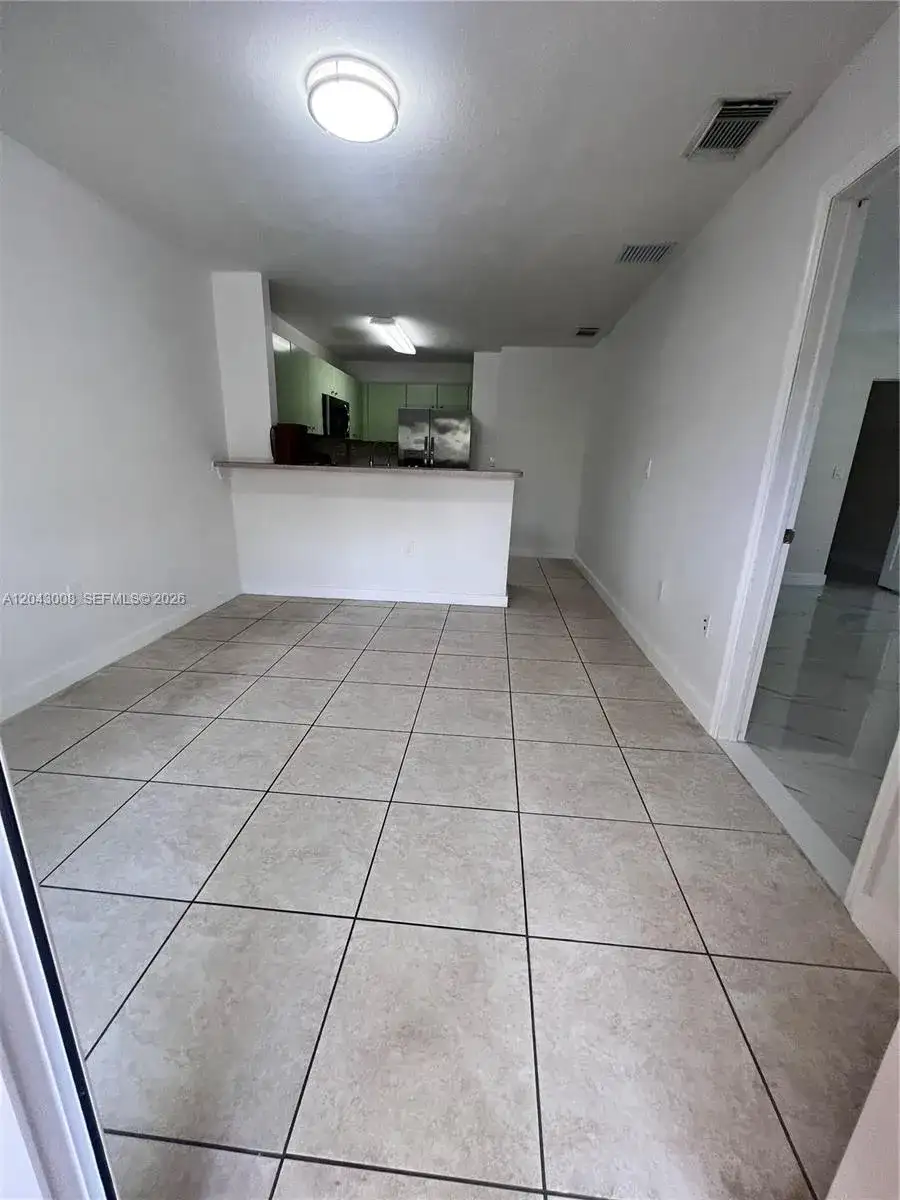 20613 SW 93rd Ave # 2, Cutler Bay FL 33189 photo 5