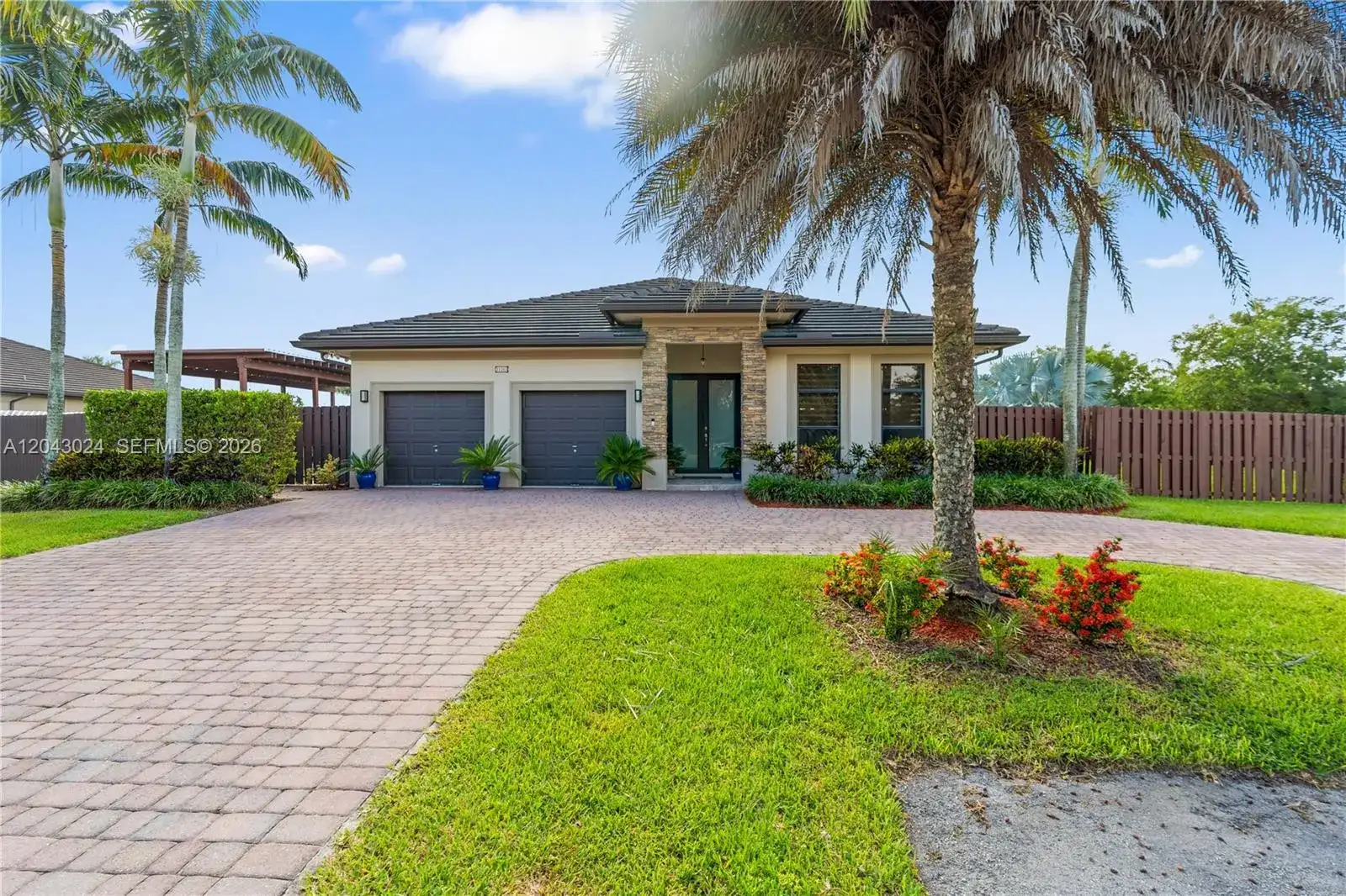 21365 SW 177th Ct, Miami FL 33187 photo 2