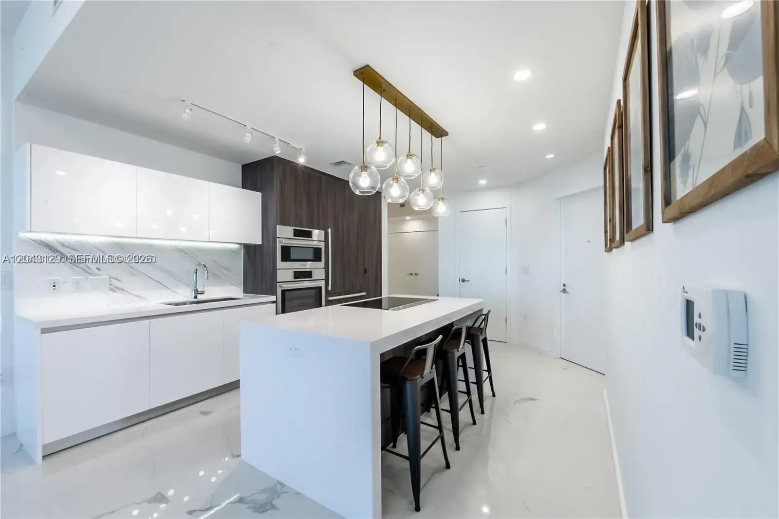 851 NE 1st Ave # 3308, Miami FL 33132 photo 3