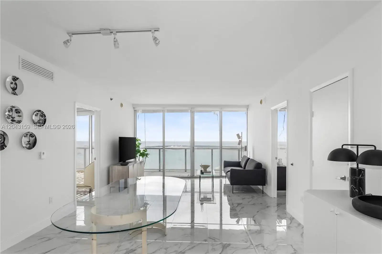 465 Brickell Ave # 5505, Miami FL 33131 photo 5